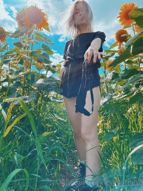 petits seins potelés onlyfans parfait érotique images