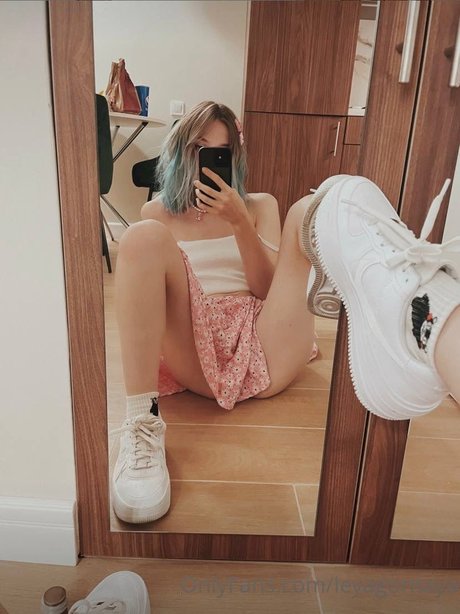 Leya Gornaya sexe star archive