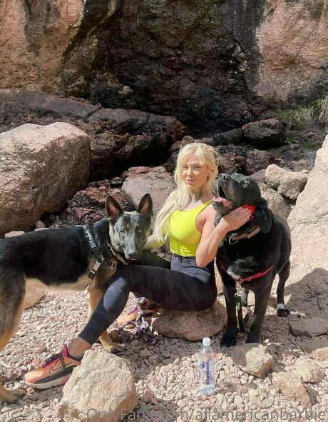 Christina Savoy sexe de star du porno image