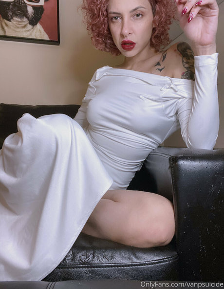 vanpsuicide modèle sexy des photos