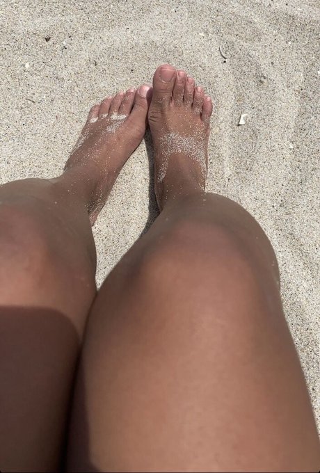 Mia Martinez actrice collection