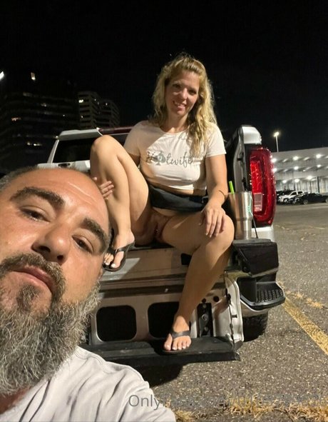 Hotwifekat haut de star du porno img