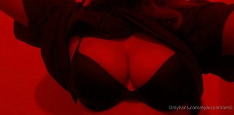 femboy à grosse bite onlyfans jolie xxx des photos