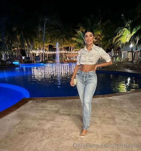 leonayla nus star du porno collection