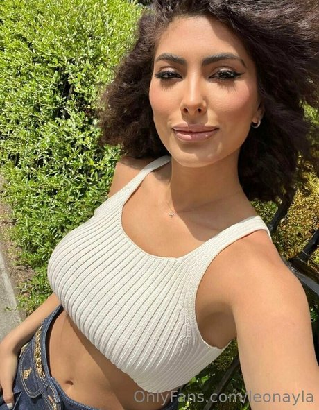 leonayla étoile adulte images