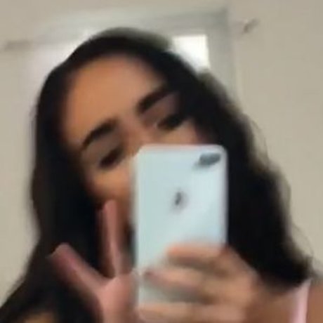 Naomi Woods modèle de haute qualité galeries