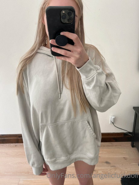 Angelic Fuck Doll haut étoile photos