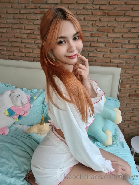 Isabelle haris actrice sexy des photos