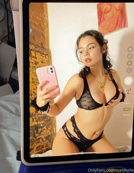 Gaiafaeye modèle exclusif des photos