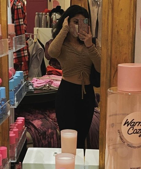 dayzevana modèle artistique collection