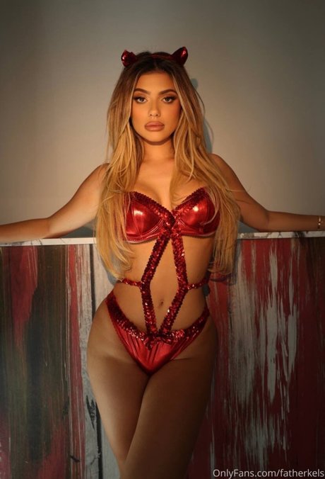 Kelsey Calemine meilleure star du porno archive