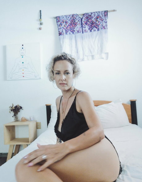 breastmom actrice parfaite des photos