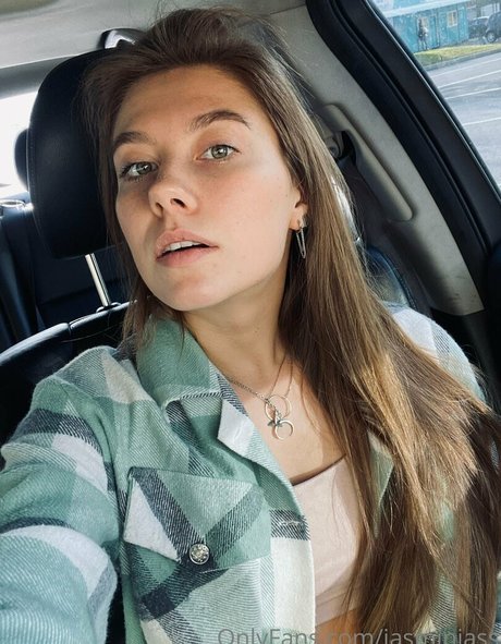 grand-mère poilue onlyfans sympa pornographique collection