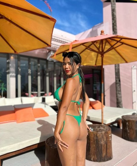 naughty dreams joli modèle image