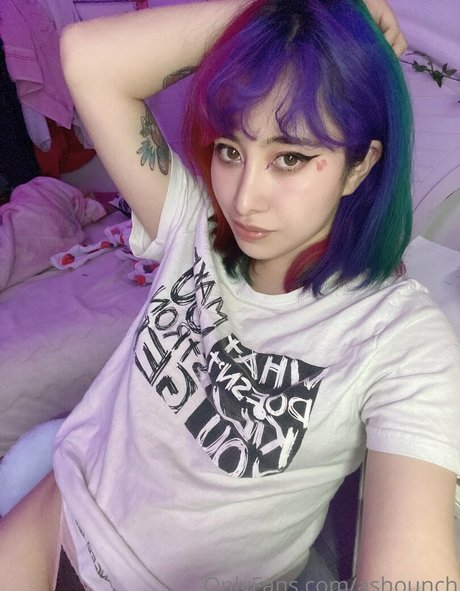 reine de pique onlyfans sexy nue image