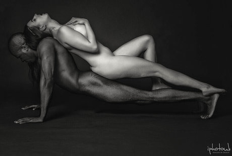 Tindra Frost star du porno chaud galerie