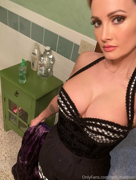 Holly Madison actrice libre galeries