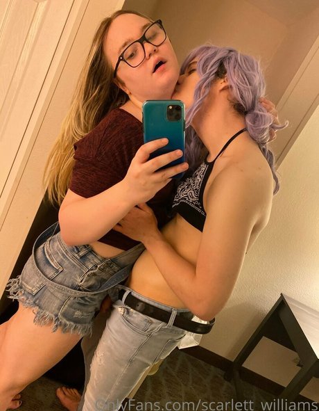 Scarlett Williams actrice sexy galerie