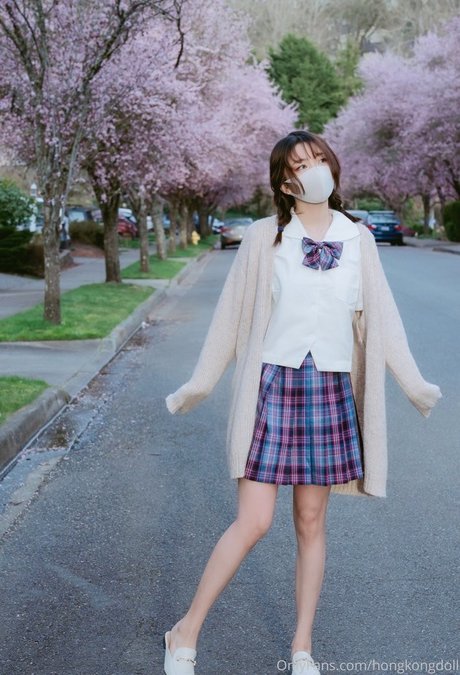 Hong Kong Doll actrice porno galerie