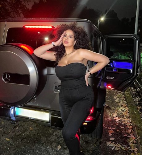 Anna Maria haut de star du porno des photos