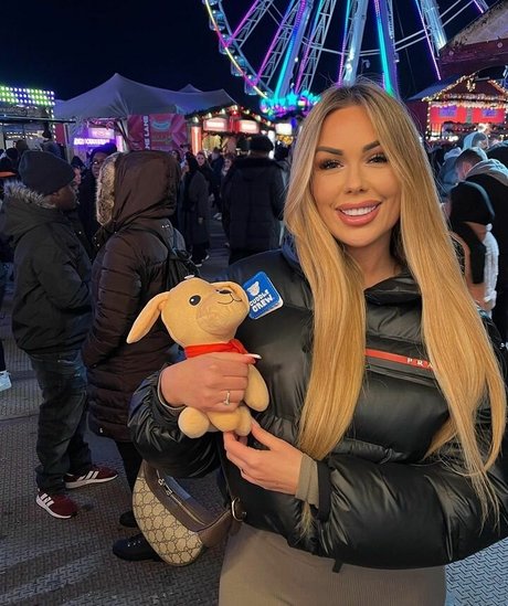 Lisa Amber étoile nue images