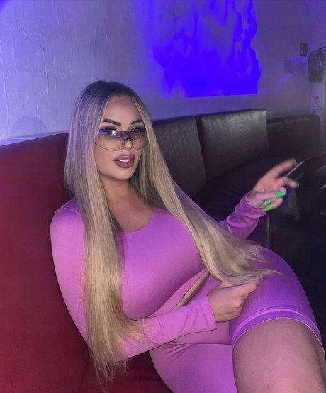 Lisa Amber étoile gratuite galerie