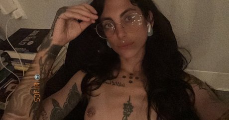 influenceur des médias sociaux onlyfans beau nu galeries