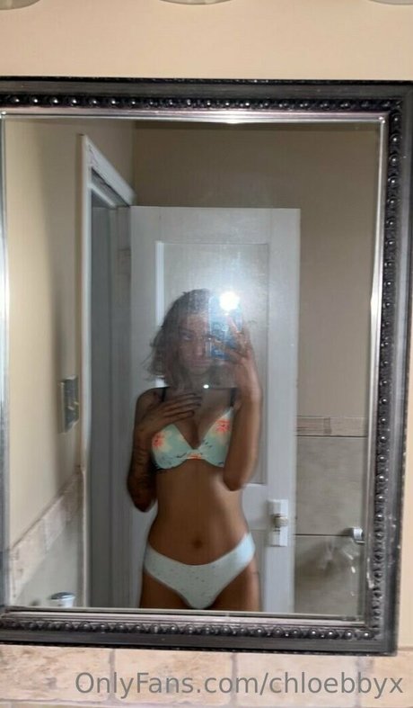 chloebbyx actrice érotique img