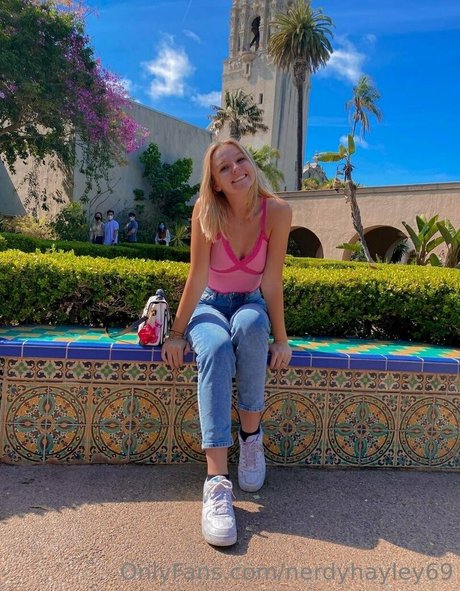 nerdyhayley69 nus star du porno image