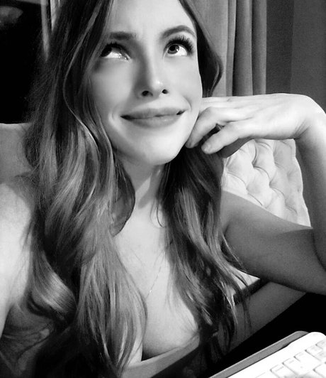 MsAmanda modèle sexy image