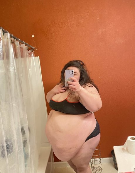 thicksadworld étoile sexy image