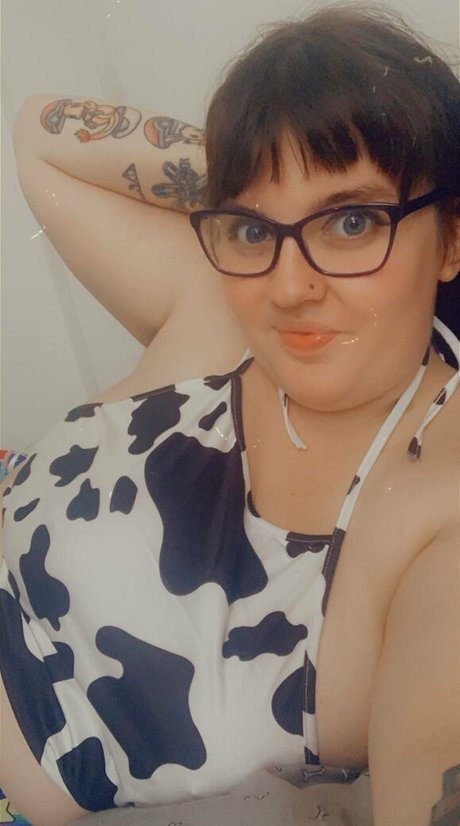 tillybbyxofree étoile exclusive galeries