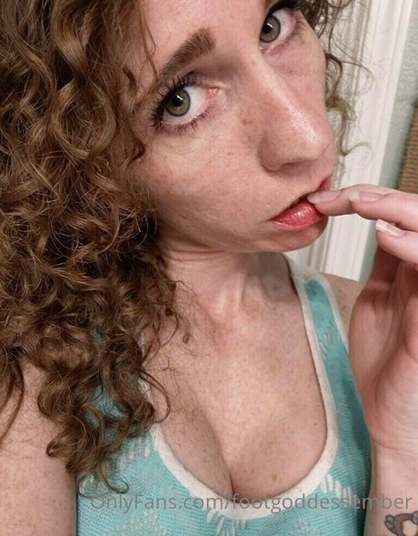 footgoddessember actrice de grande qualité des photos