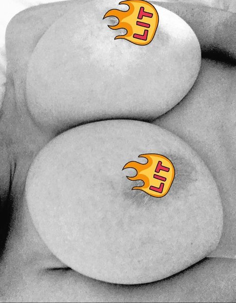 RedxXxVelvet jolie star du porno galerie