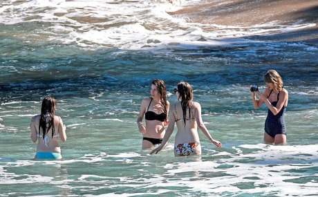 Haim Sisters modèle gratuit archive