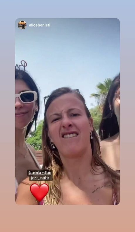 Daniella Yallouz étoile érotique des photos