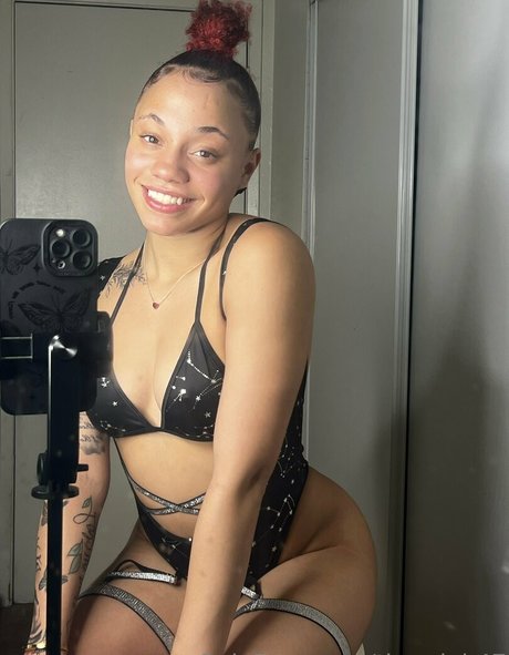 themiaj 47 star du porno belle galerie