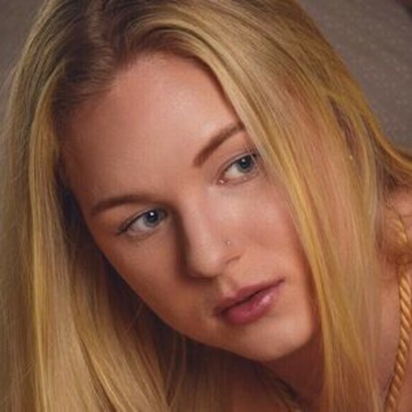 Hattie James actrice nue image