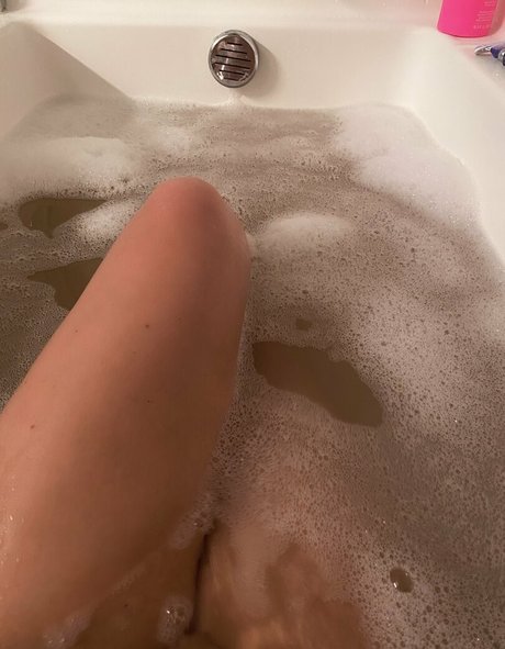 PinkCBJ modèle de sexe galerie