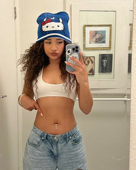 Kim Johannson star du porno chaud images