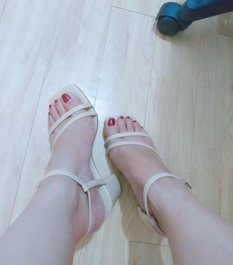 Aethelflaed19 actrice libre des photos