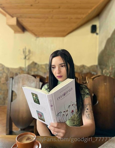 angelina crystal modèle porno images