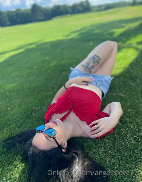 angelina crystal modèle exclusif galeries