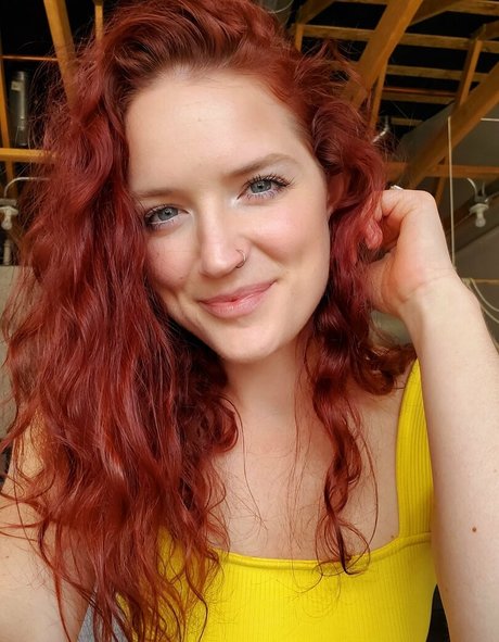 mistysnow xo star du porno exclusive des photos