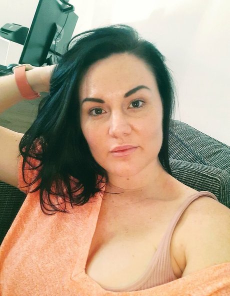 trio sous la douche onlyfans haut érotique galeries