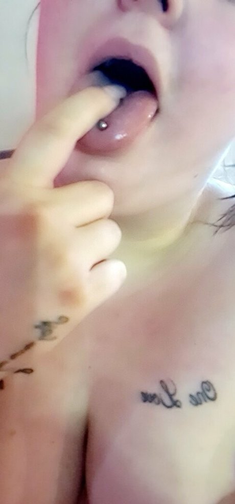 elliemartinxo art modèle img