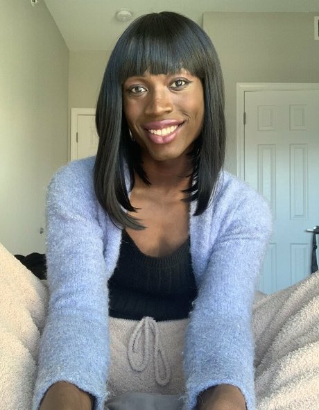 Itsvaleriemay modèle de haute qualité img