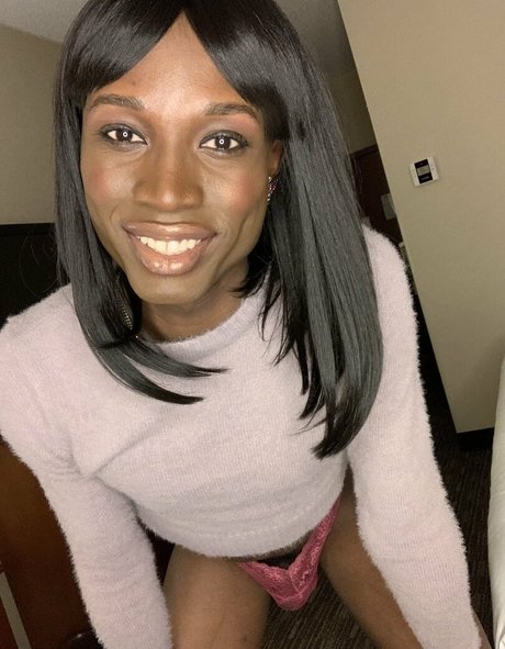 Itsvaleriemay star du porno exclusive photos