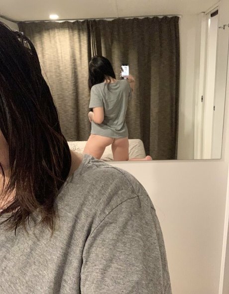 lararoxyrox star du porno belle archive