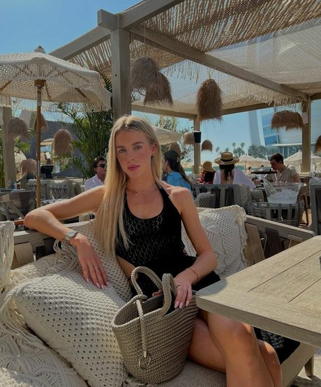 Keely Hodginkinson étoile image